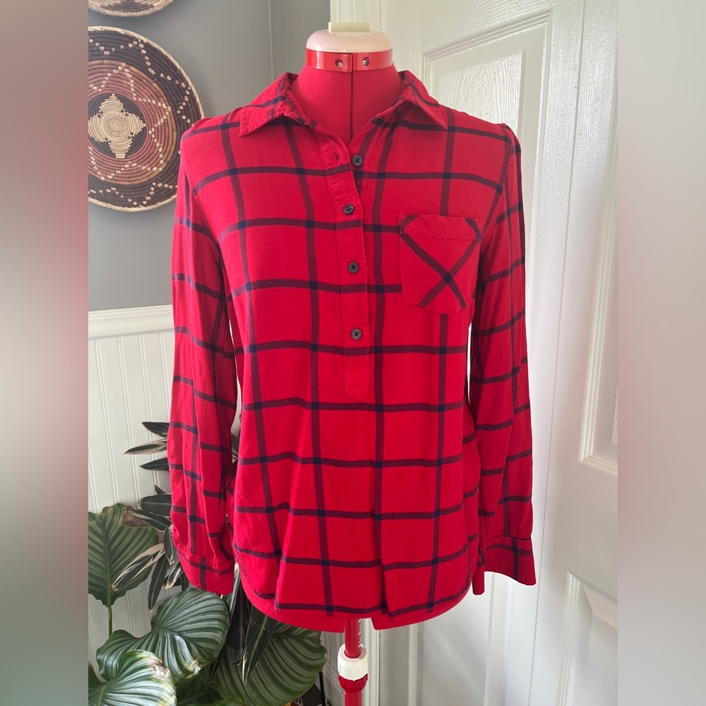 Tommy Hilfiger Plaid shirt